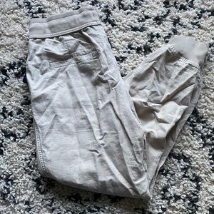 Gap Drawstring Khaki cropped pants